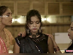 Culo grande, Tetas grandes, Tetona, Corrida, Corridas, Masturbacion con pies, Indio, Tetas