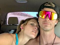 Amateur, Grosse bite, Sucer une bite, Couple, Tir de sperme, Orgasme, Public