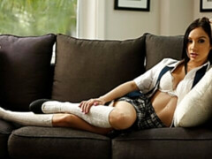 Grote lul, Bruinharig, Hondjeshouding, Jurk, Hardcore, Natuurlijke tieten, Tatoeage, Tiener