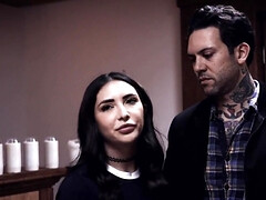 In den arsch, Blasen, Verein, Spermaladung, Aufs gesicht abspritzen, Hardcore, Party, Sich ausziehen