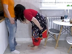 18 jaar, Enthousiasteling, Grote kont, Grote mammen, Pijpbeurt, Hd, Huisgemaakt, Tieten likken