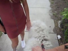 Amateur, Rubia, Mamada, Vestido, Corridas faciales, Penetracion con dedos, Coño, Tatuaje