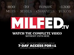 Familie, Lingerie, Milf, Rotschopf, Sohn, Stiefmutter, Taboo, Tätowierung