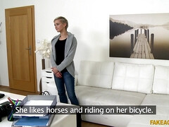 18 jahre, Arsch, Tussi, Masturbation, Büro, Muschi, Kurzes haar, Jungendliche (18+)