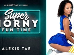 Grosser arsch, Schwarz, Lingerie, Masturbation, Rasiert, Solo, Titten, Spielzeuge