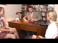 Anaal, Pijpbeurt, Schattig, Vriendin, Hardcore, Moeder, Tiener, Tieten likken