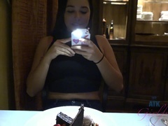 Любители, Ванна, Брюнетки, Подружка, От первого лица, Киски, Бритые, Душ