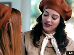 18 jaar, Kont, Bruinharig, Lesbisch, Kut duiken, Tiener, Tieten likken, Speelgoed