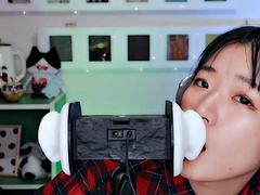 Ear licking Ear licking LICKING EAR EATING EAR Plain clothes versionSerori Kawai: Bongacams, Solo Fetish Porn