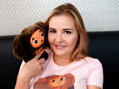 Kont, Grote mammen, Blond, Pijpbeurt, Handbeurt, Moeder die ik wil neuken, Natuurlijke tieten, Gezichtspunt