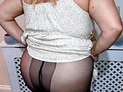 Leie, Tante, Wohlbeleibte schöne frauen, Oma, Selbstgemacht, Milf, Strumpfhose, Ehefrau