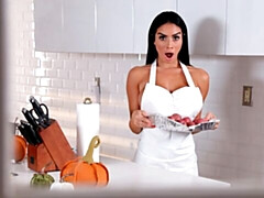 Grosser arsch, Grosser schwanz, Grosse titten, Braunhaarige, Hundestellung, Latina, Milf, Titten