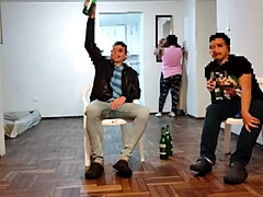 Большие сиськи, Минет, Секс без цензуры, Милф, Мамочка, Оргазм, Подглядывание, Жена