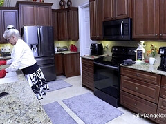 Cul, Nana, Grosse bite, Gros seins, Sucer une bite, Plantureuse, Hard, Mature