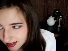 Leie, Grosse titten, Blasen, Flashen, Handjob, Selbstgemacht, Pov, Sekretärin