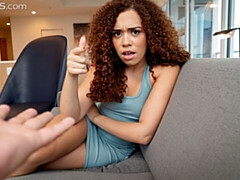 18 jaar, Grote kont, Grote lul, Grote mammen, Pijpbeurt, Zwart, Mager, Tiener