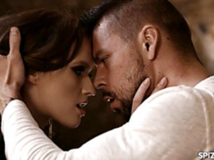 Amateur, Cul, Grosse bite, Brunette brune, En levrette, Mère que j'aimerais baiser, Seins naturels, Public