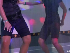 Schwarz, Blasen, Braunhaarige, Hardcore, Orgie, Party, Pornostars, Nass