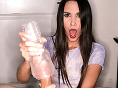 Amateur, Grosse bite, Brunette brune, Branlette thaïlandaise, Masturbation, Maigrichonne, Nénés, Jouets