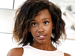 Большая жопа, Большие сиськи, Черненькие, Пальцем, Мастурбация, Тощие, Соло, Молоденькие