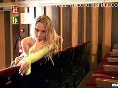 Grosse bite, Gros seins, Blonde, Sucer une bite, Queue, Hd, Fils, Plan cul à trois