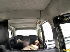 Amateur, Anal, Tetas grandes, Mamada, Coche, Penetracion con dedos, Lamidas, Coño