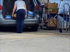Big Asses At the Grocery Store 1