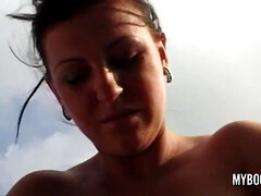 Grosse titten, Braunhaarige, Selbstgemacht, Lingerie, Milf, Im freien, Höschen, Öffentlich