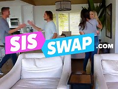 18 летние, Одетые девушки голые парни, Дилдо, Сперма на лице, Хд, Лизание, Юбки, Молоденькие