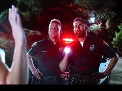 Blonde, Sucer une bite, Bâillonner, Poilue, Police, Chatte, Chaussettes, Fessée