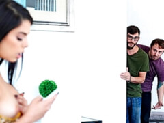 Double pénétration, Poilue, Branlette thaïlandaise, Hard, Fille latino, Homme homme femme, Adolescente, Plan cul à trois