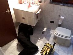 Badkamer, Blond, Stel, Handbeurt, Hakken, Huisvrouw, Moeder die ik wil neuken, Rok
