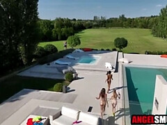 Cousine, Queue, Famille, Le plan cul à quatre, Hard, Petite femme, Maigrichonne, Tabou