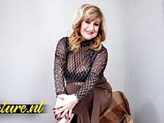 Blond, Vrouw, Vingeren, Omie, Masturbatie, Moeder die ik wil neuken, Orgasme, Russisch