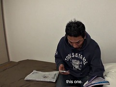 アジア人, フェラチオ, 中出し, エロティック, 毛深い, 手コキする, ガリガリ, ティーン