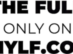 Gros seins, Blonde, Sucer une bite, Femme couguar, Tir de sperme, En levrette, Hard, Nénés