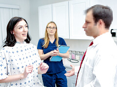 18 jahre, Stellung 69, Braunhaarige, Arzt, Rasiert, Jungendliche (18+), Titten, Uniform