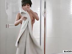 Большой член, Большие сиськи, Черные, Минет, Секс без цензуры, Межрасовый секс, Сиськи, Жена