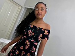 Grosse bite, Sucer une bite, Hard, Interracial, Public, Chevaucher, Maigrichonne, Nénés