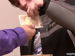 Pizza-boy fucks his friend for money