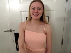 18 jaar, Auditie, Blond, Pijpbeurt, Dichtbij, Sperma shot, Gezichtspunt, Tiener