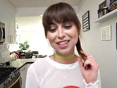 Nana, Grosse bite, Noire, Sucer une bite, Branlette thaïlandaise, Pov, Séduite, Nénés