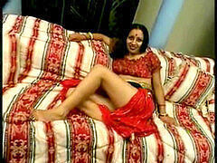 Mamada, Morena, Corridas faciales, Peludo, Indio, Chupando, Trio, Puta