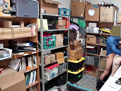 Брюнетки, Семяизвержение, Тату, Сиськи