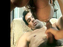 Dubbele penetratie, Sperma in gezicht, Reusachtig, Gigantische lul, Monster, Ouderwets, Trio, Oud