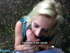 Blonde, Sucer une bite, En levrette, Mature, Seins naturels, De plein air, Pov, Public