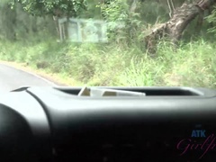 Bikini, Penetracion con dedos, Novia, Orgasmo, Al aire libre, Pov, Público, Voyeur