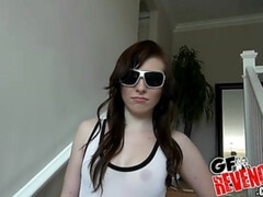 Amateur, Mamada, Morena, Corridas faciales, Masturbación, Pequeña, Perforación, Tetas