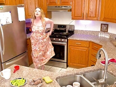 Amerikaans, Grote kont, Gezin, Rijpe lesbienne, Moeder die ik wil neuken, Natuurlijke tieten, Zoon, Stiefmoeder