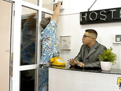 Mamada, Morena, Estilo perrito, Doble penetracion, Hombre hombre mujer, Afeitado, Trio, Tetas